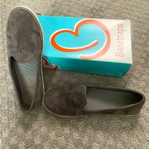 Comfortable suede flats